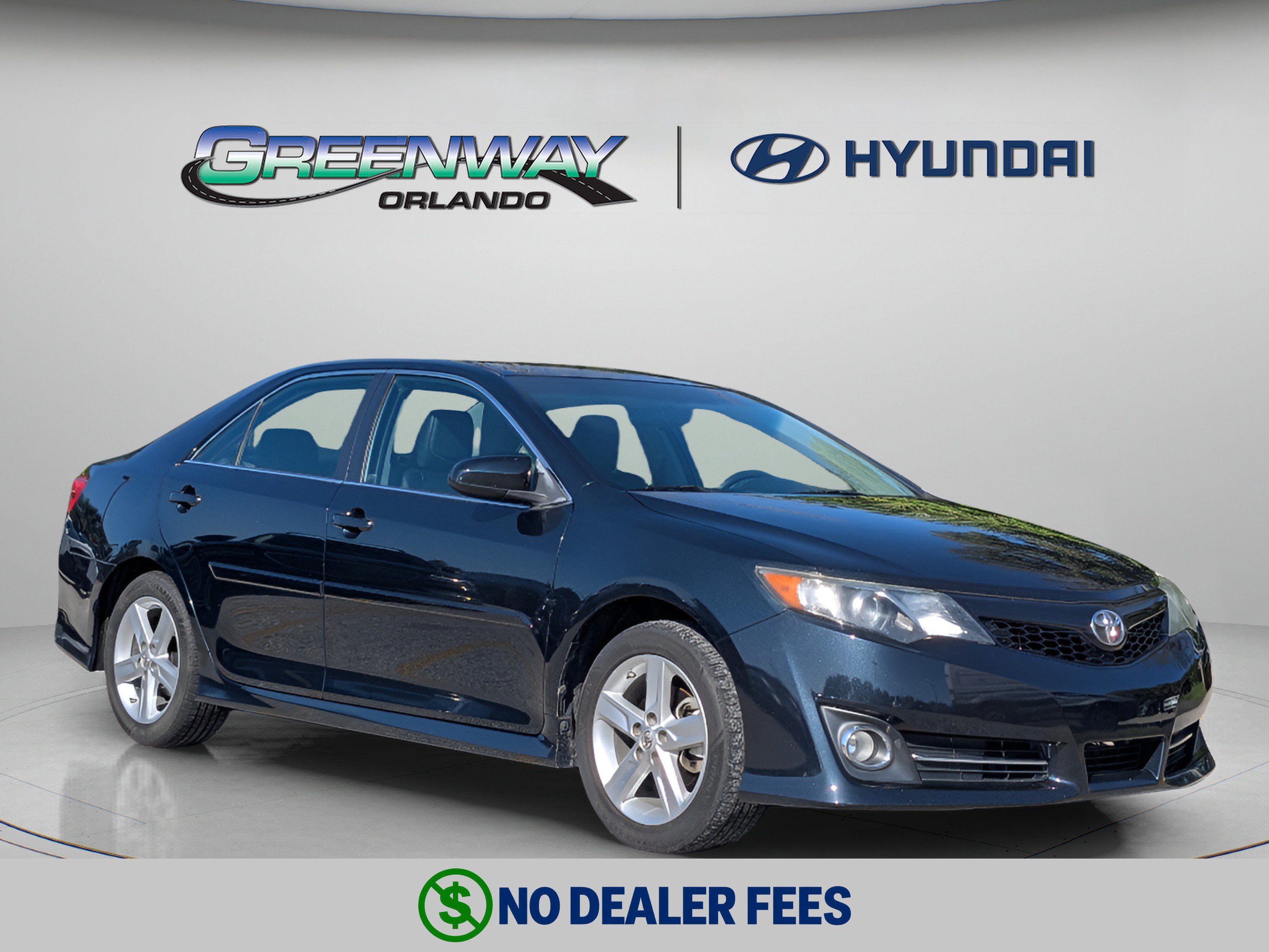 Used 2014 Toyota Camry SE