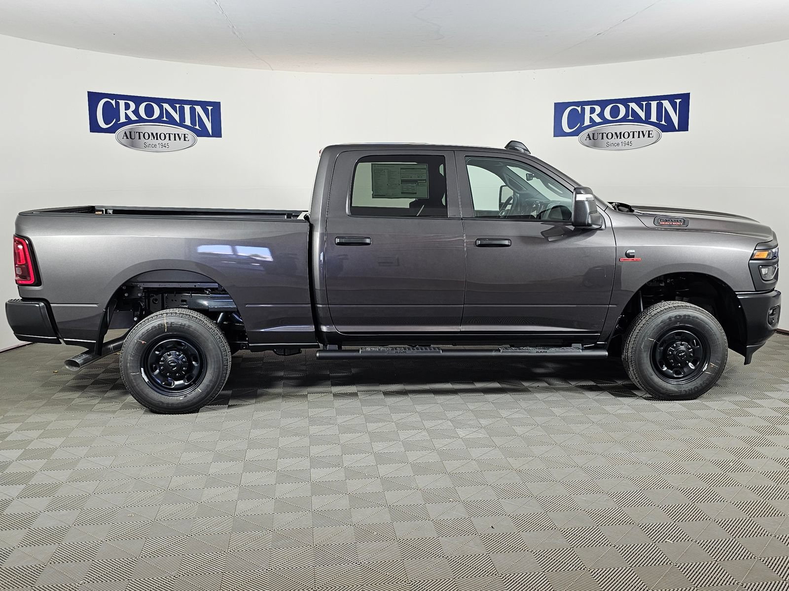New 2026 RAM 2500 Tradesman AWD/4WD image 30
