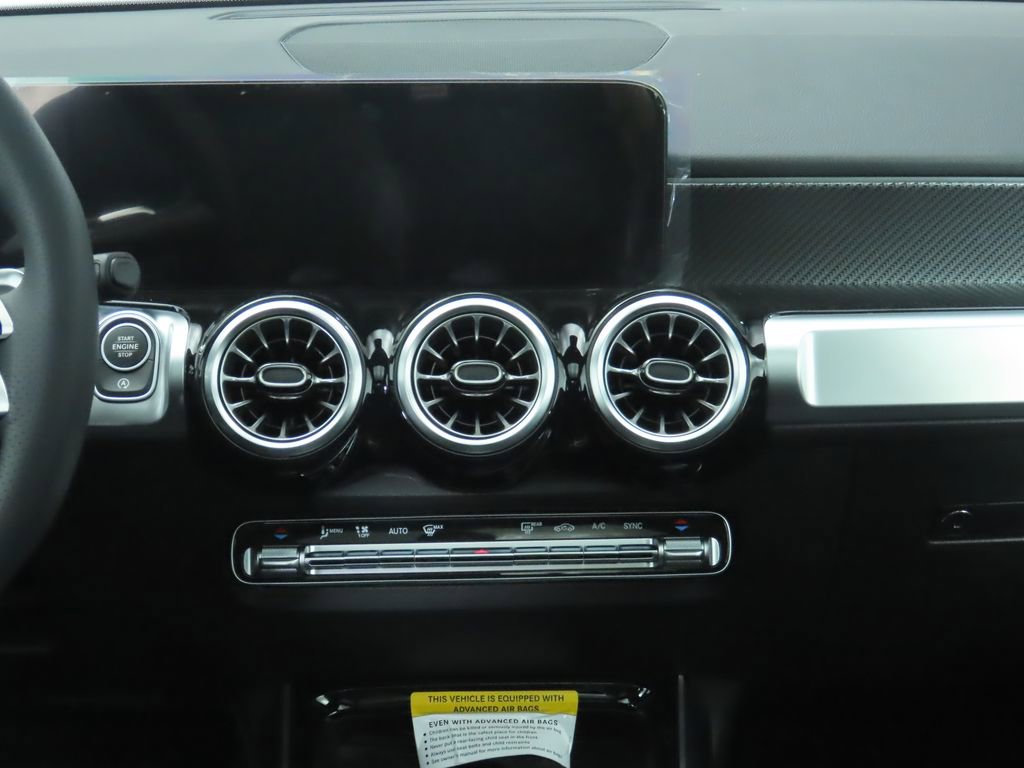Certified 2025 Mercedes-Benz GLB 35 AMG 4MATIC image 14