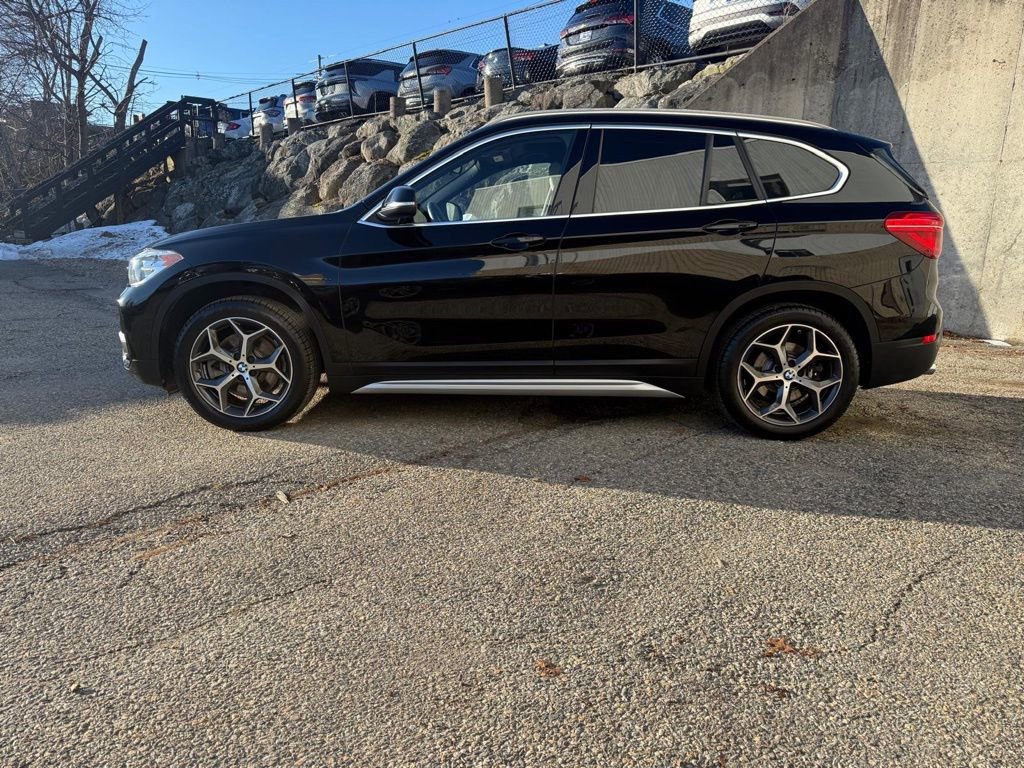 Used 2018 BMW X1 xDrive28i w/ Convenience Package image 2