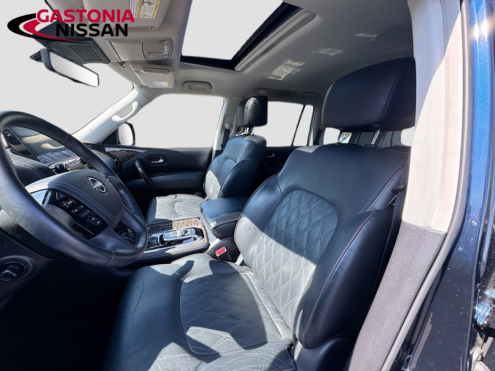 Used 2023 Nissan Armada Platinum w/ Captain's Chairs Package image 27