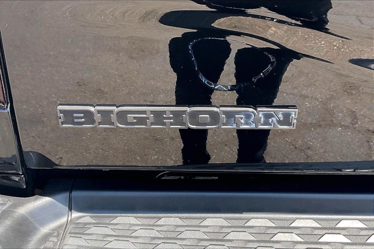Used 2025 RAM 2500 Big Horn AWD/4WD image 8
