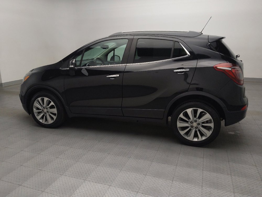 Used 2018 Buick Encore Preferred image 3