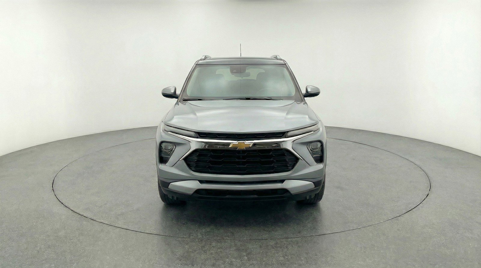 Used 2025 Chevrolet TrailBlazer LT image 2