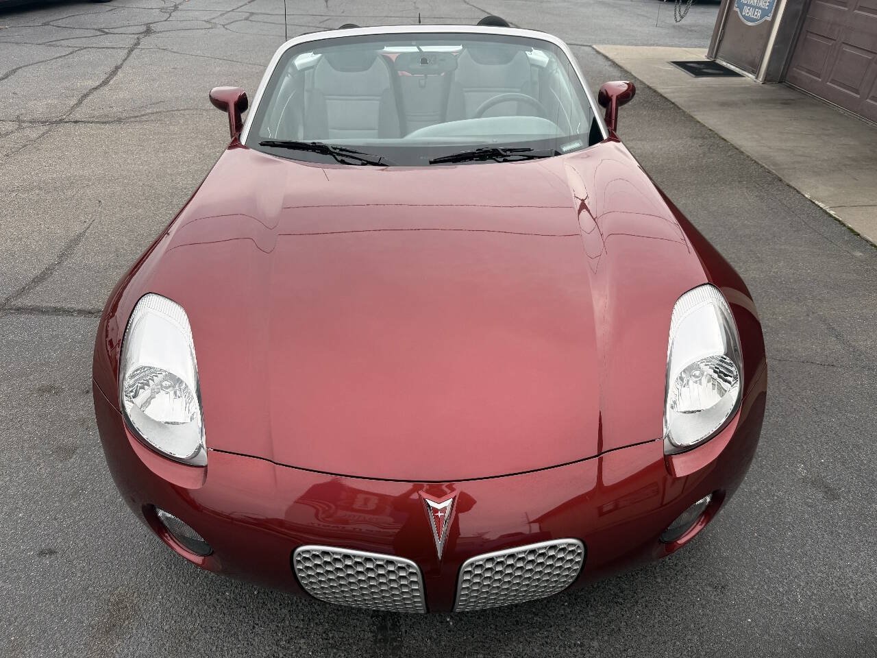 Used 2009 Pontiac Solstice Convertible w/ Preferred Package RWD image 11