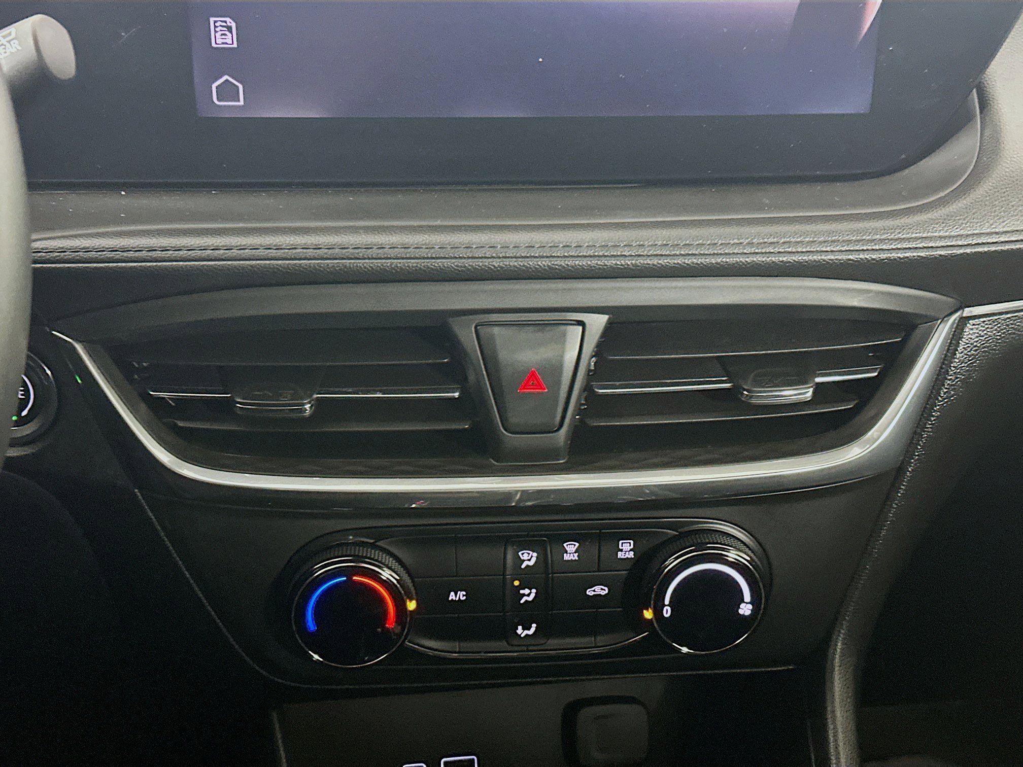 Used 2024 Buick Encore GX Preferred image 23