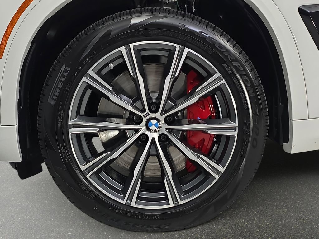 New 2026 BMW X5 xDrive50e w/ M Sport Package image 32