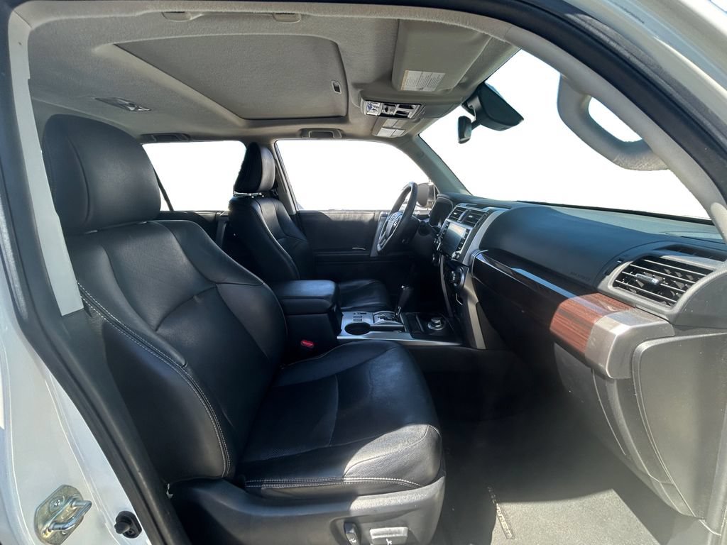 Used 2022 Toyota 4Runner Limited AWD/4WD image 14