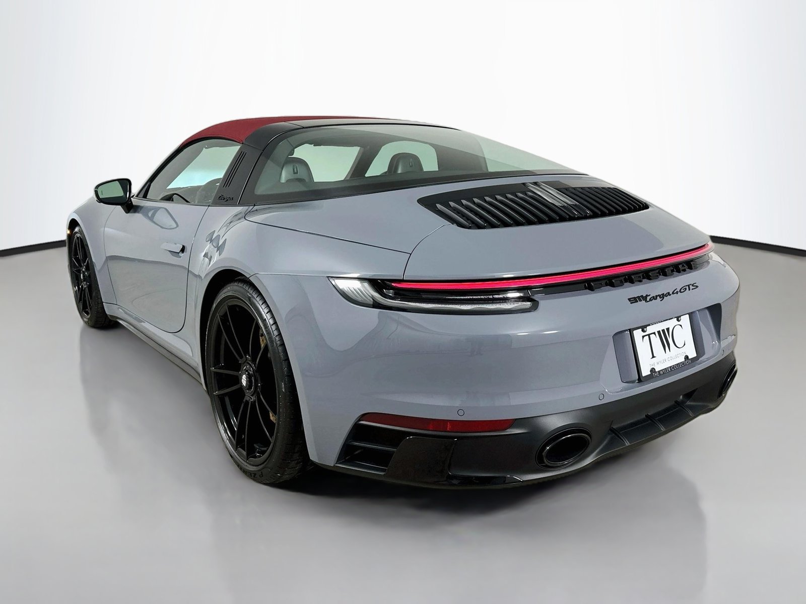 Used 2024 Porsche 911 Targa 4 GTS AWD/4WD image 7