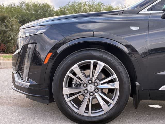Used 2021 Cadillac XT6 Premium Luxury image 14