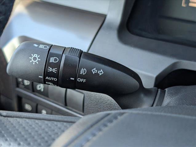 Certified 2025 Toyota Tacoma SR5 AWD/4WD image 14