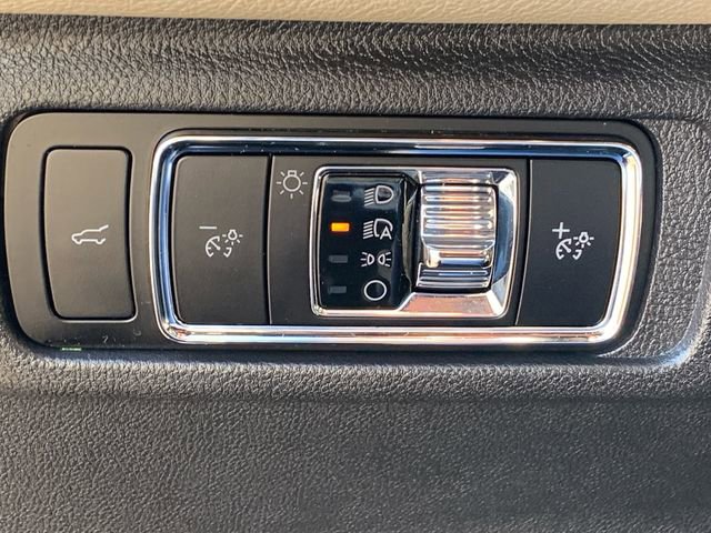 Used 2025 Lincoln Corsair AWD w/ Equipment Group 101A image 28