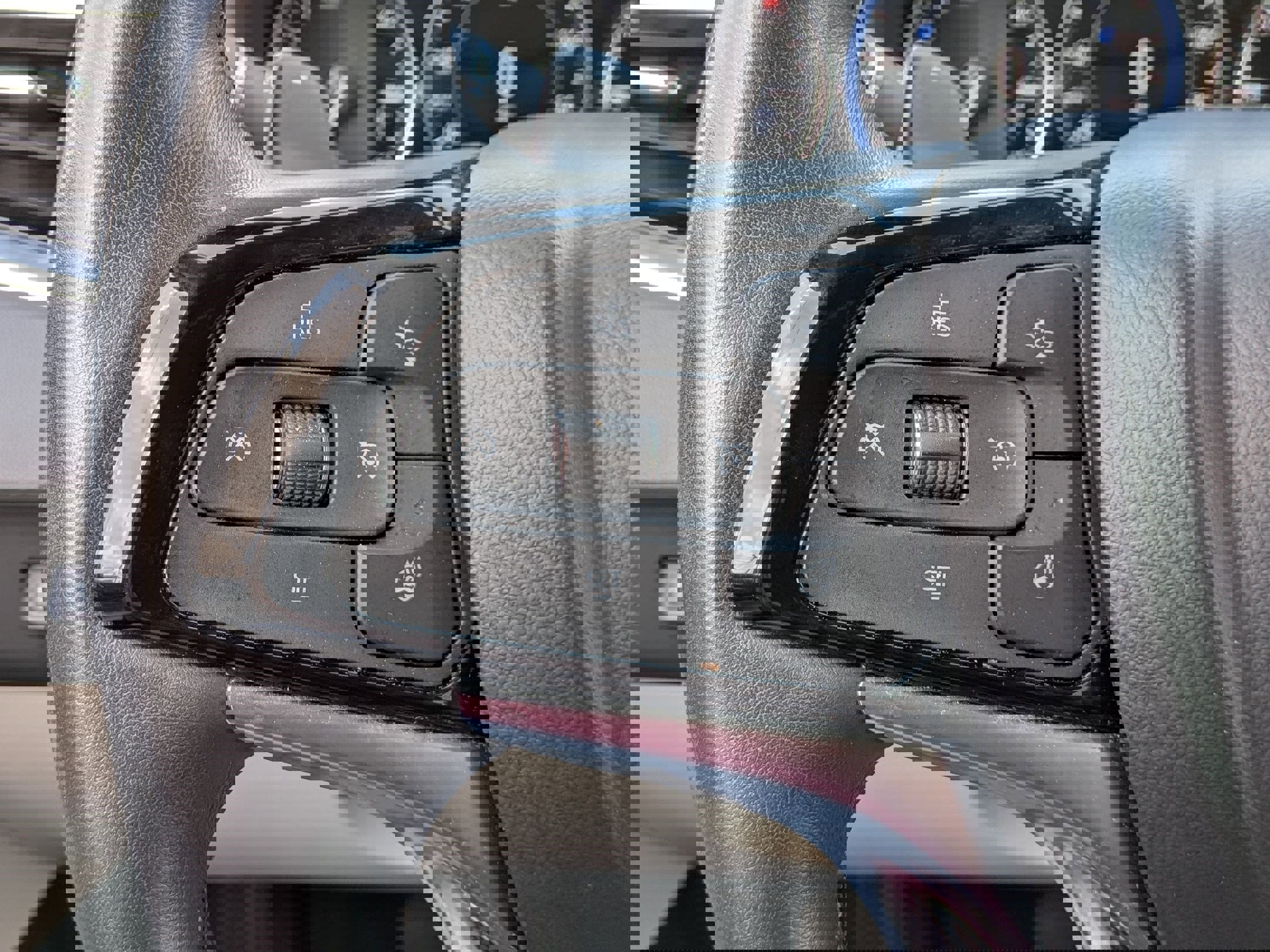 Used 2023 Buick Enclave Avenir w/ Avenir Technology Package image 16