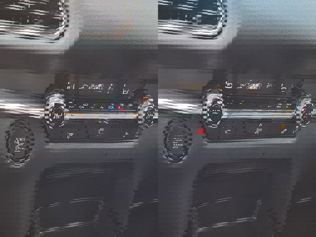 Certified 2025 MAZDA CX-30 AWD 2.5 S w/ Preferred Package image 21