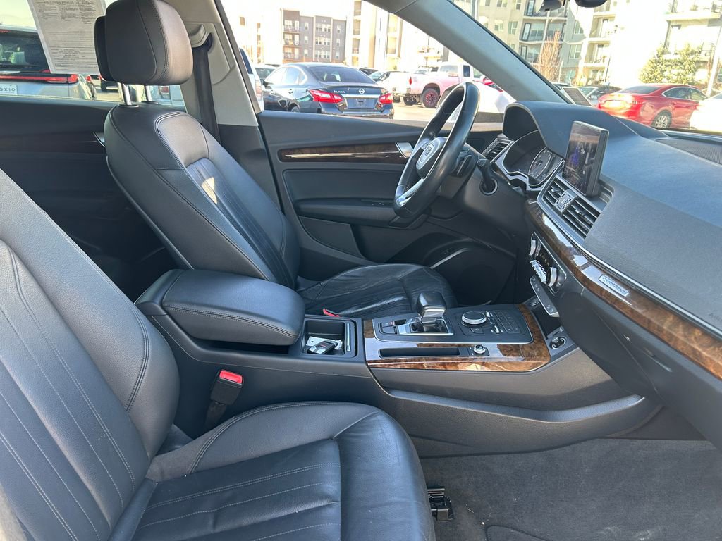 Used 2018 Audi Q5 2.0T Premium image 36