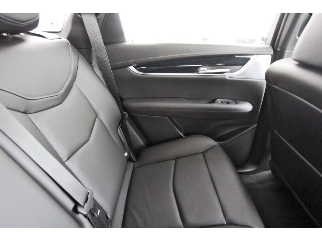 New 2026 Cadillac XT5 Premium Luxury image 11