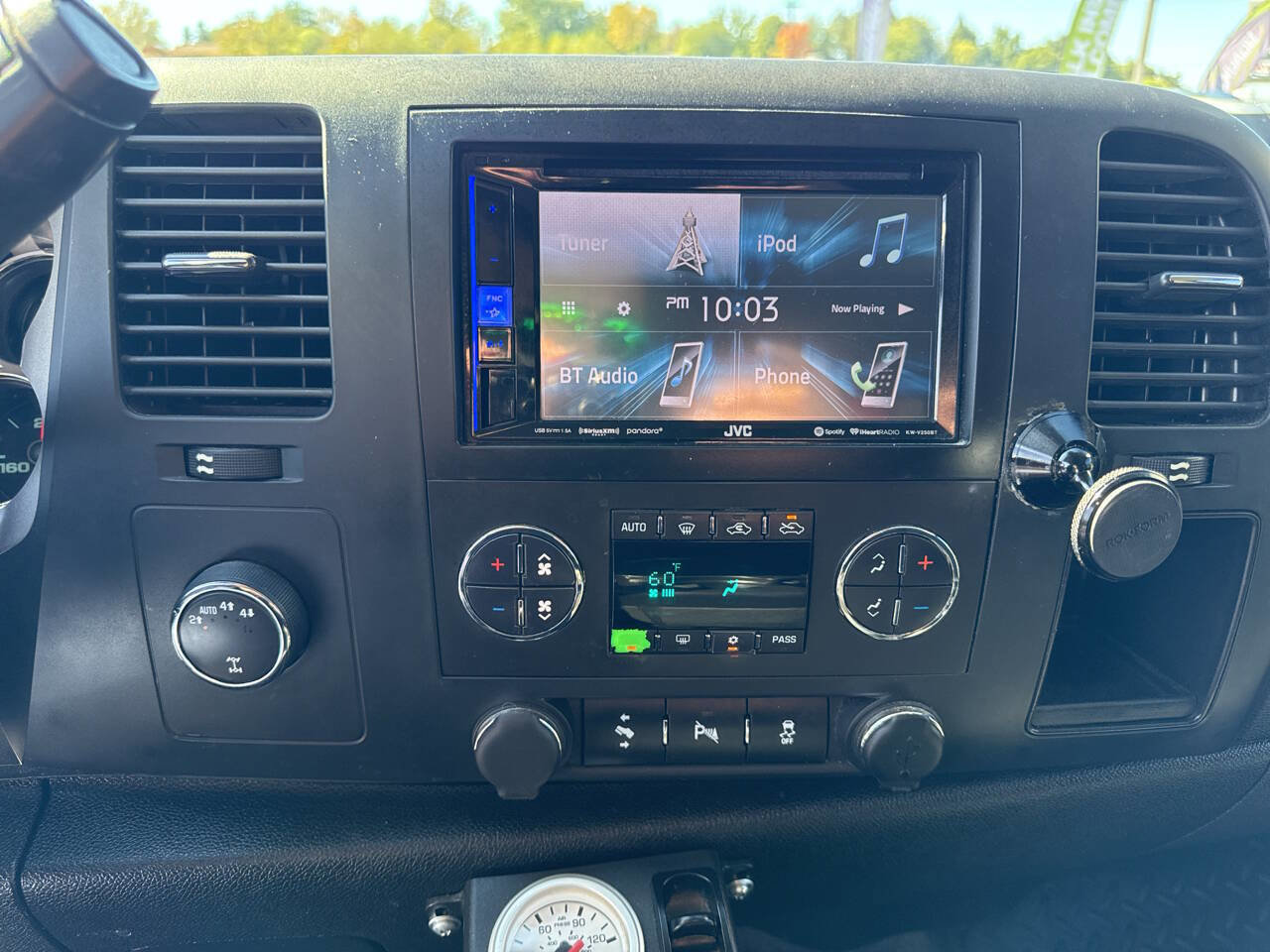 Used 2013 Chevrolet Silverado 1500 LT w/ All-Star Edition image 26