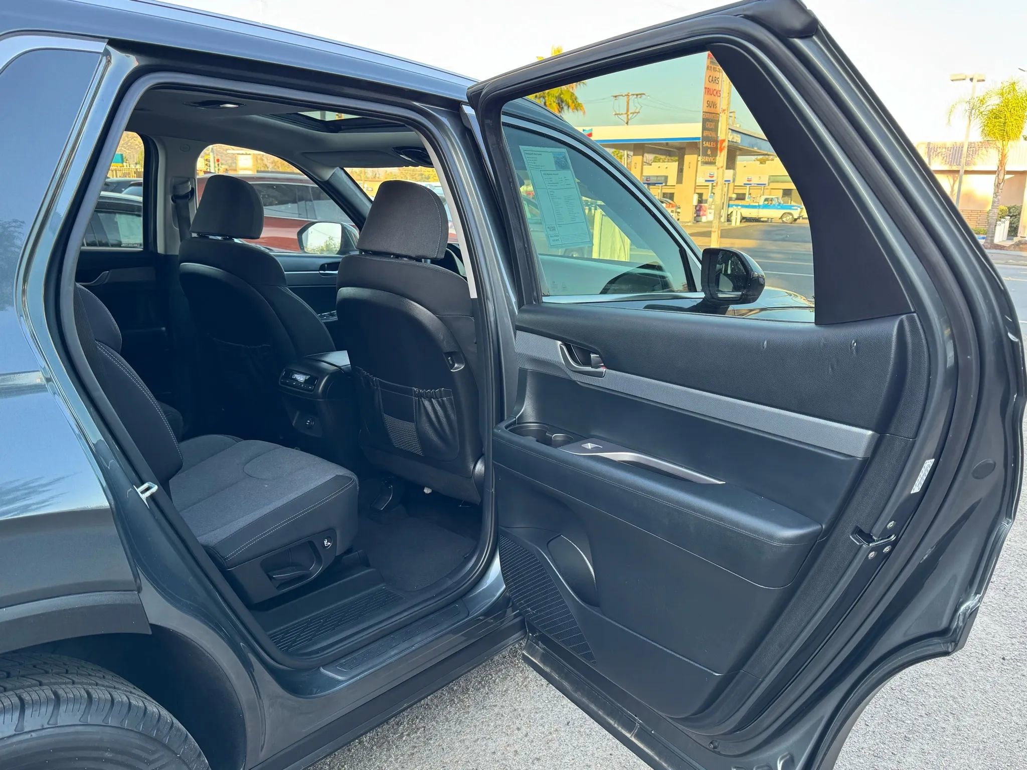 Used 2021 Hyundai Palisade SEL w/ Cargo Package image 28