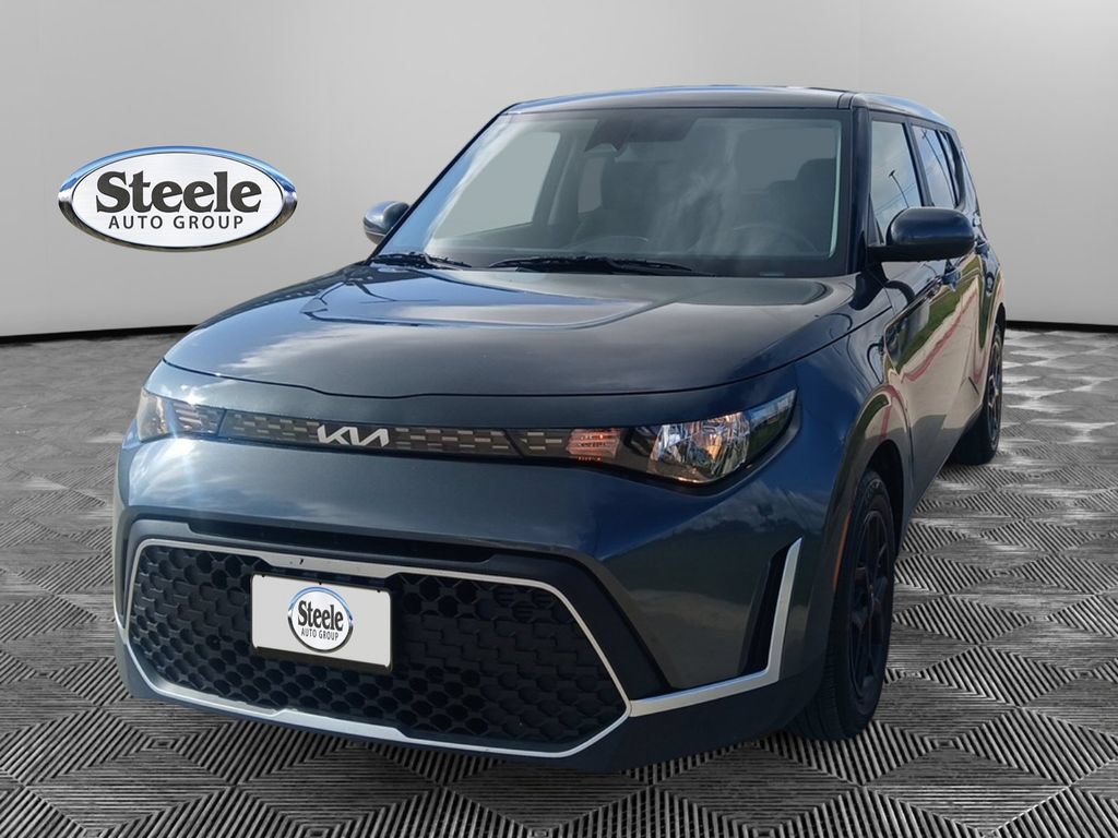 Used 2023 Kia Soul LX w/ LX Technology Package FWD video 1