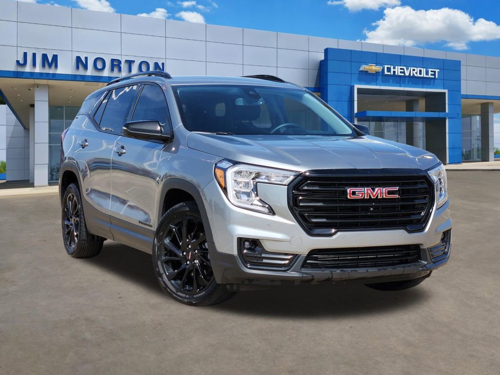 Used 2024 GMC Terrain SLT w/ Tech Package image 1