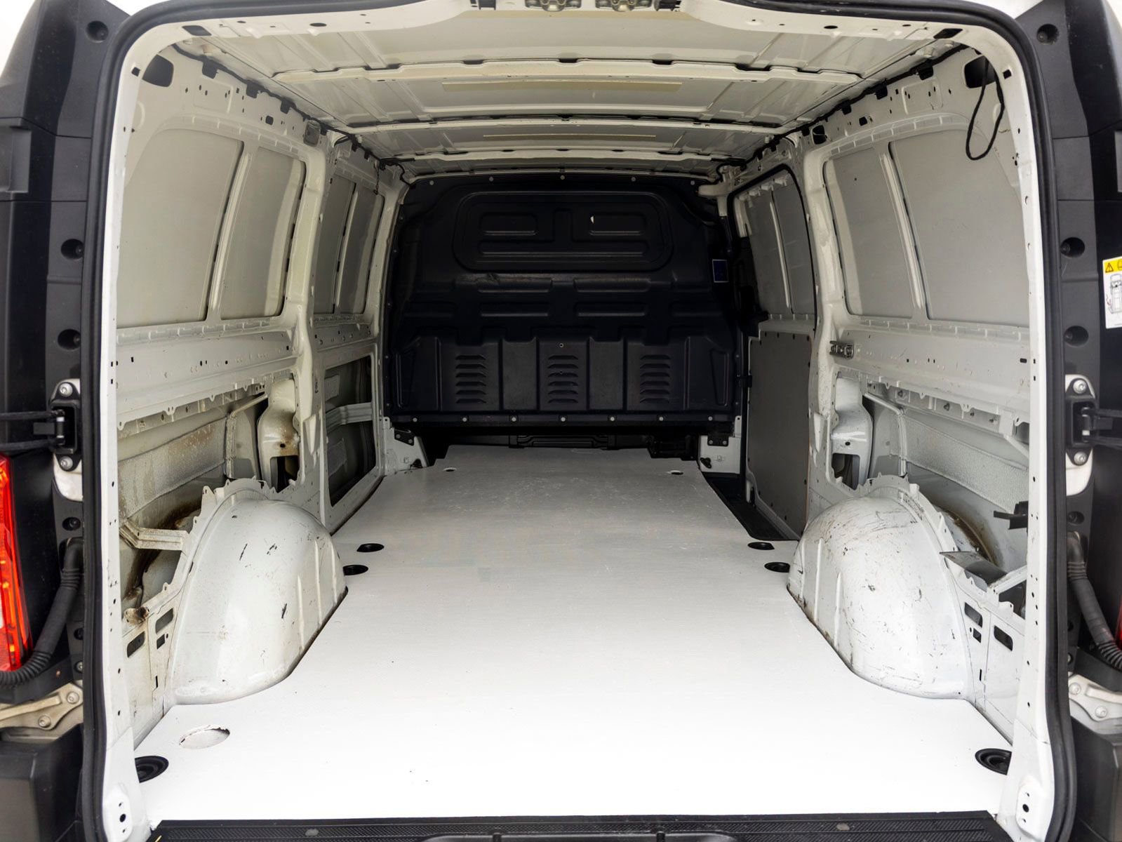 Used 2022 Mercedes-Benz Metris image 18