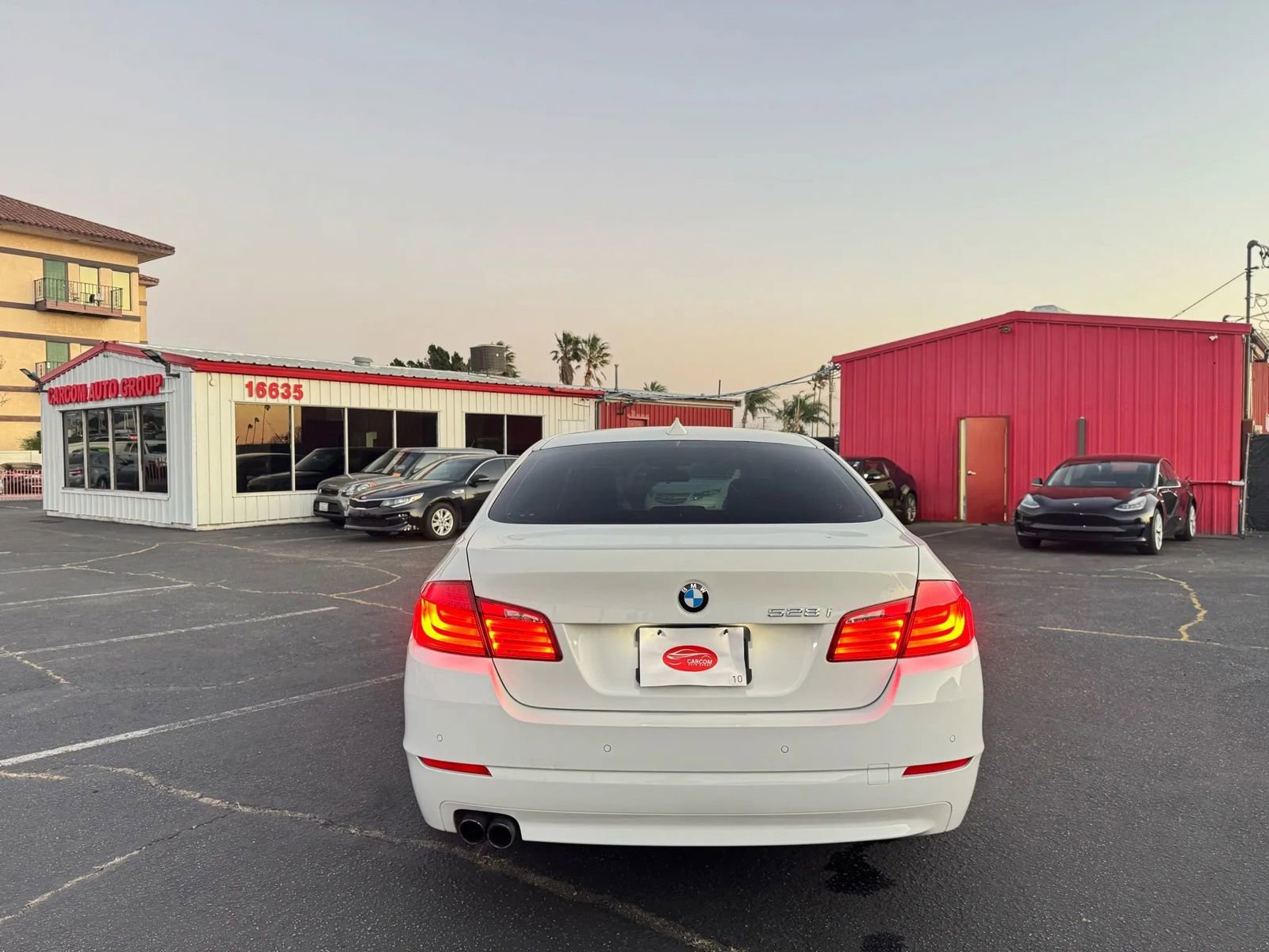 Used 2013 BMW 528i Sedan image 6