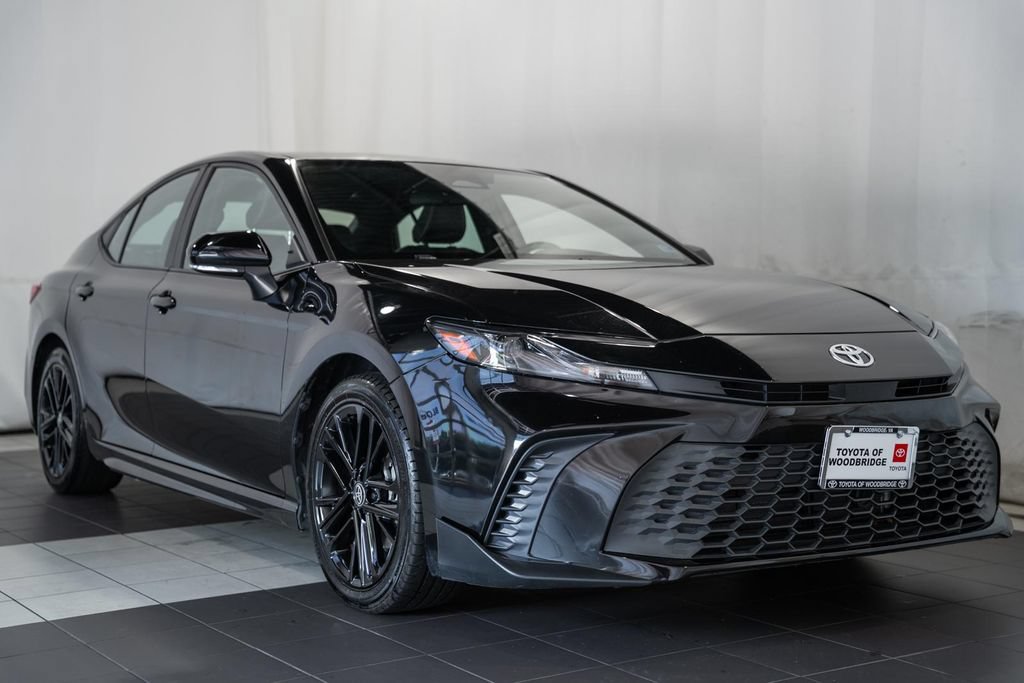 Used 2025 Toyota Camry SE