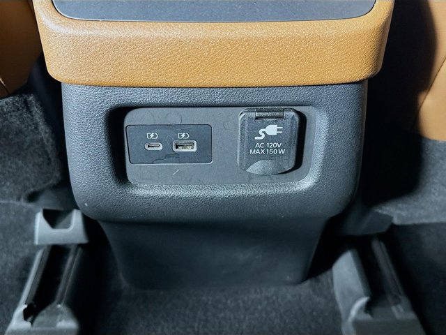 Certified 2022 Nissan Pathfinder Platinum w/ Cargo Package image 28