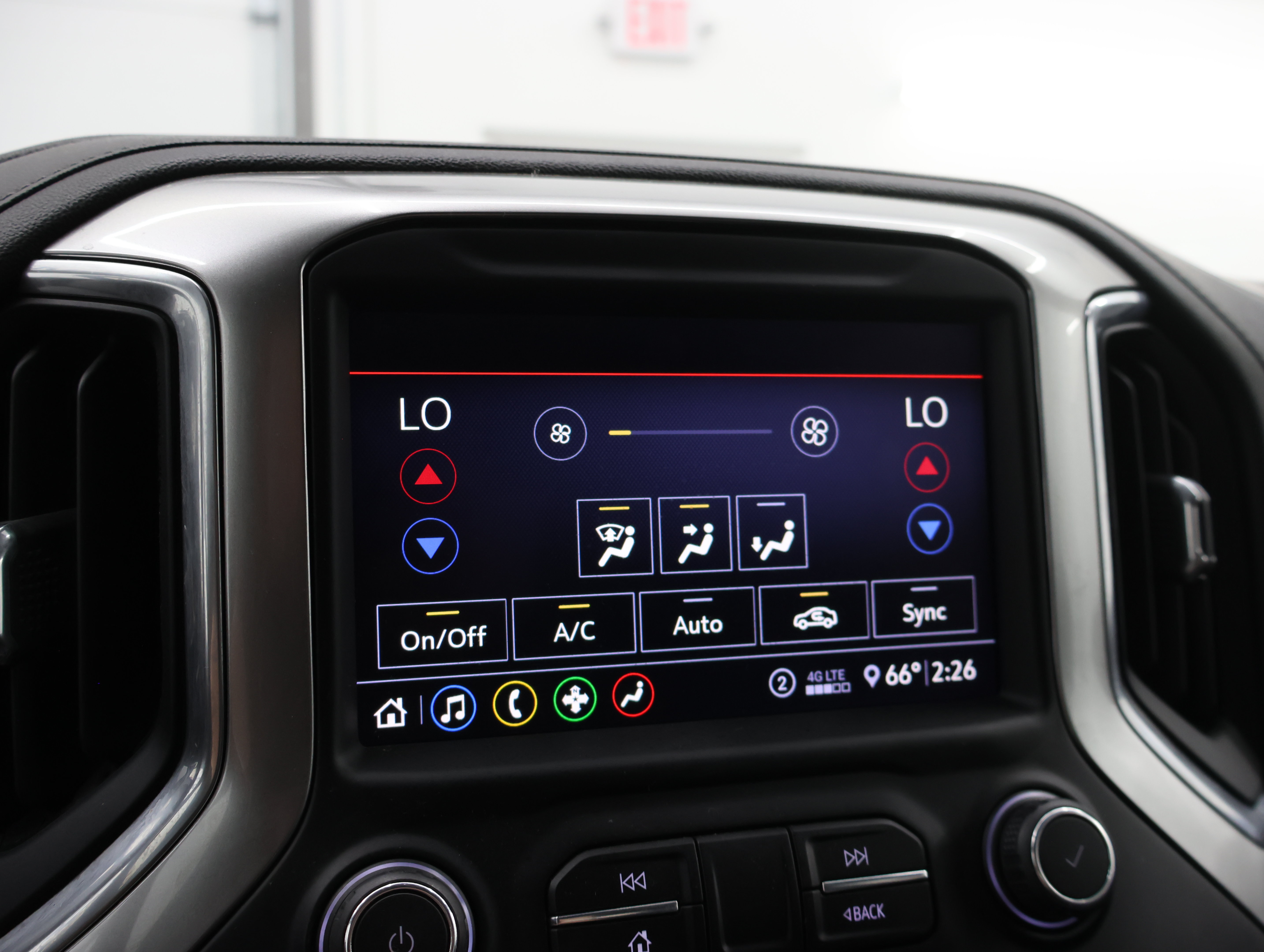 Used 2020 Chevrolet Silverado 1500 LT Trail Boss AWD/4WD image 53