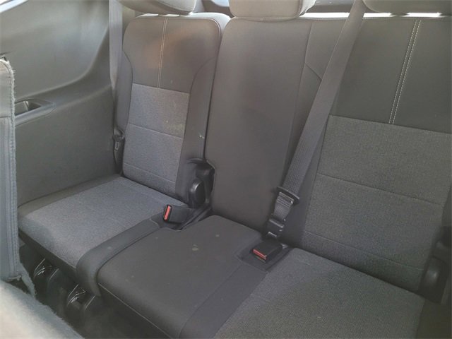 Used 2025 GMC Acadia Elevation image 18