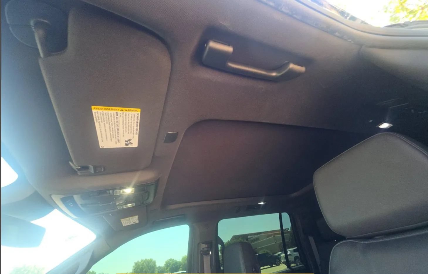 Used 2023 Chevrolet Suburban LT w/ LT Signature Package RWD image 49