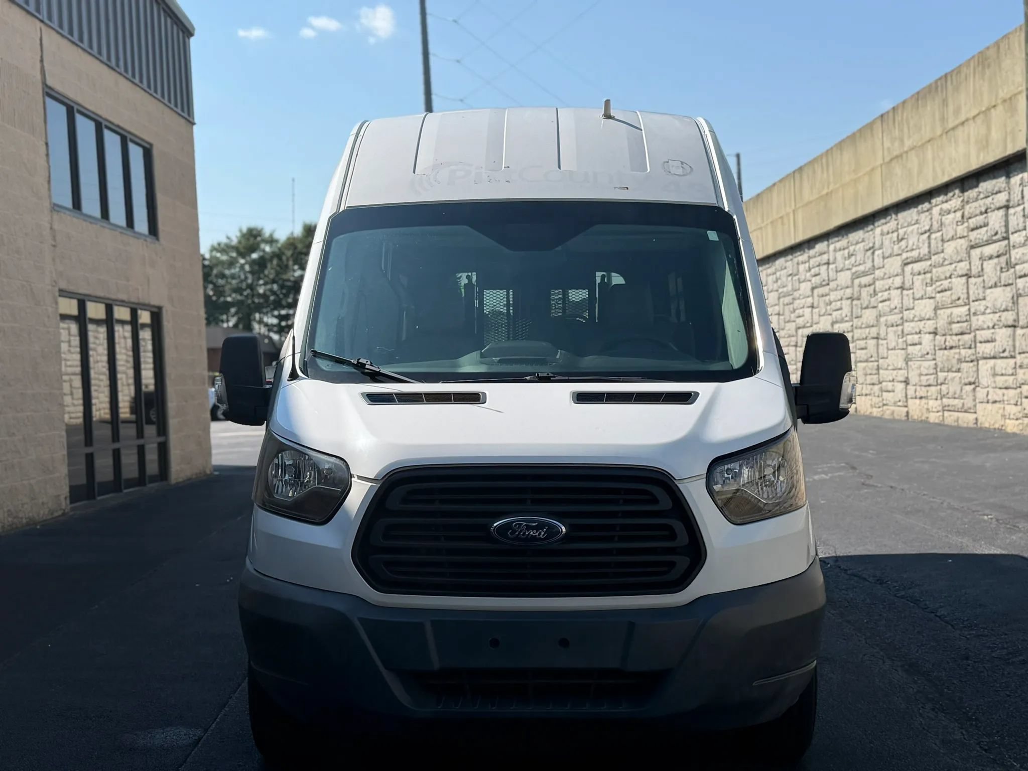 Used 2018 Ford Transit 350 148 High Roof Extended RWD image 4