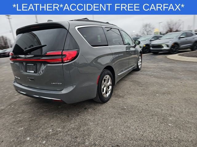 Used 2022 Chrysler Pacifica Limited image 19