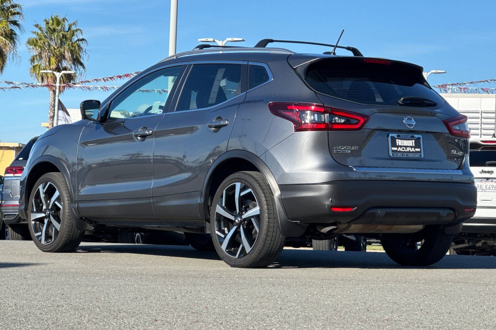 Used 2022 Nissan Rogue Sport SL image 6