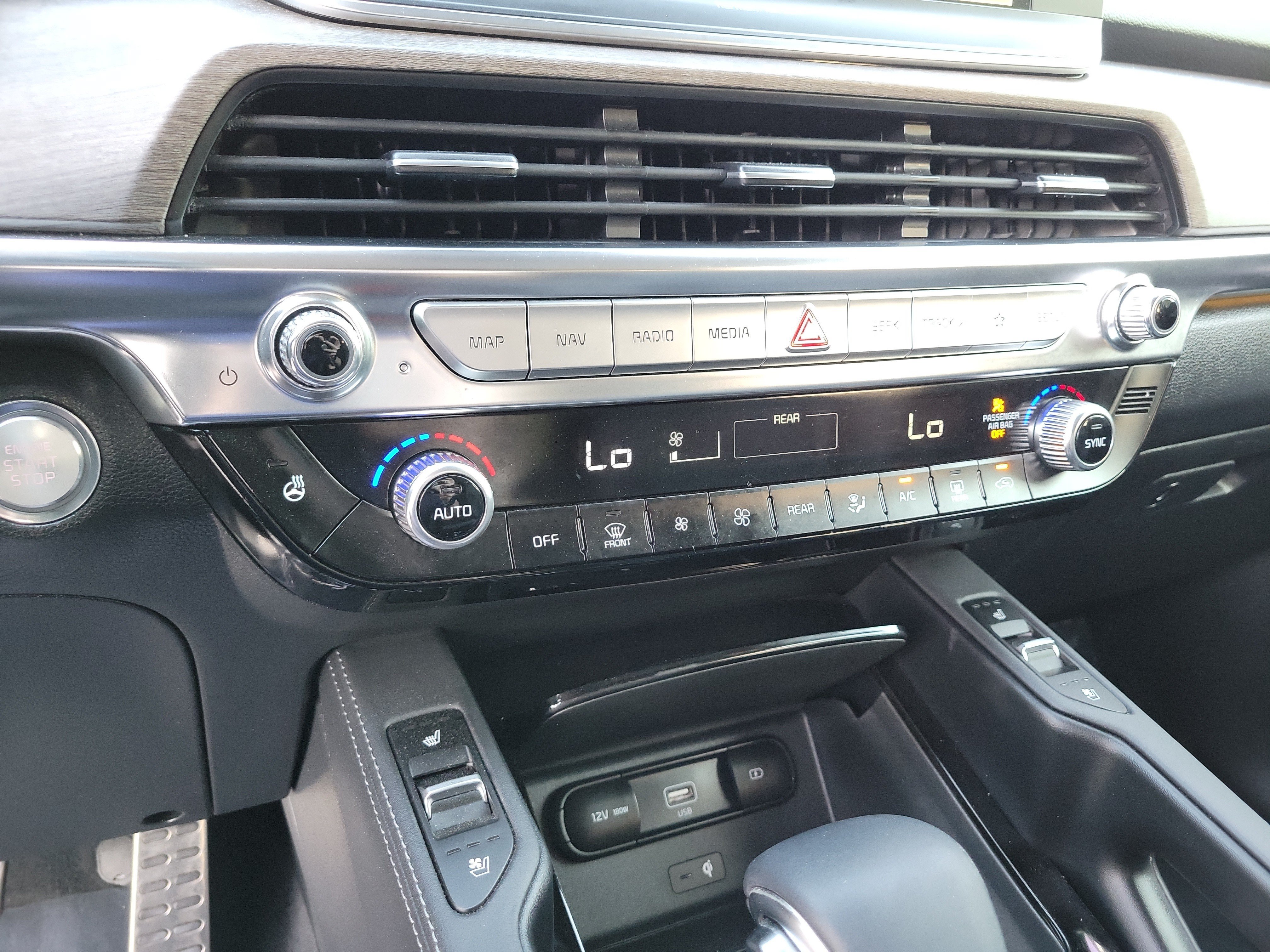 Certified 2021 Kia Telluride SX w/ Nightfall Edition Package AWD/4WD image 20