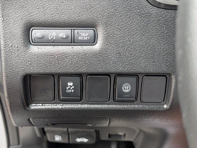 Used 2024 Nissan Murano SV w/ SV Midnight Edition Package FWD image 23