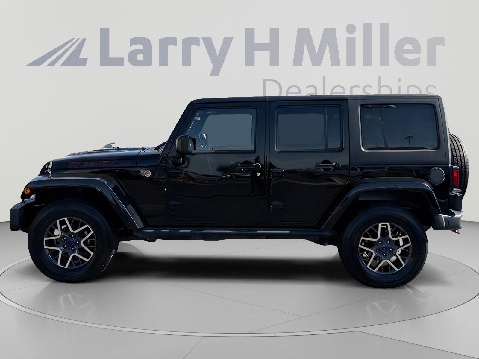 Used 2016 Jeep Wrangler Unlimited Rubicon AWD/4WD image 2
