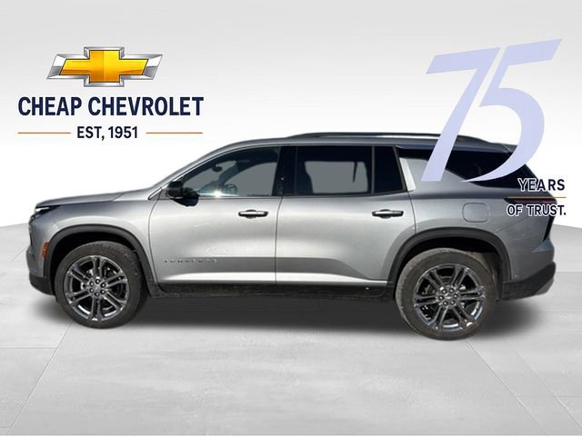 Used 2025 Chevrolet Traverse LT w/ Enhanced Driving Package AWD/4WD image 5