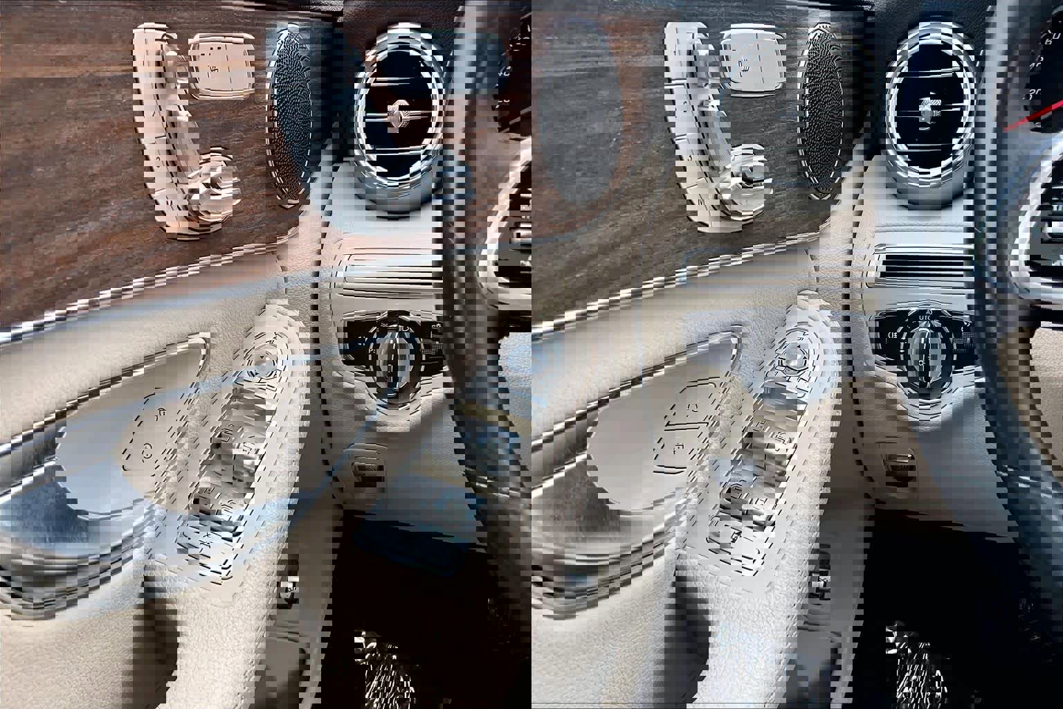 Used 2019 Mercedes-Benz C 300 C 300 image 34