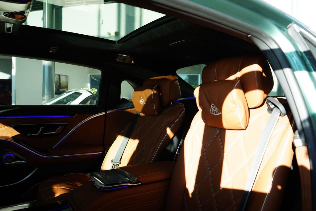 New 2026 Mercedes-Benz Maybach S 680 4MATIC image 19