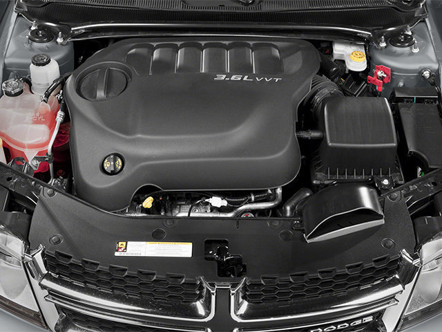 Used 2014 Dodge Avenger SE w/ Blacktop Package FWD image 16
