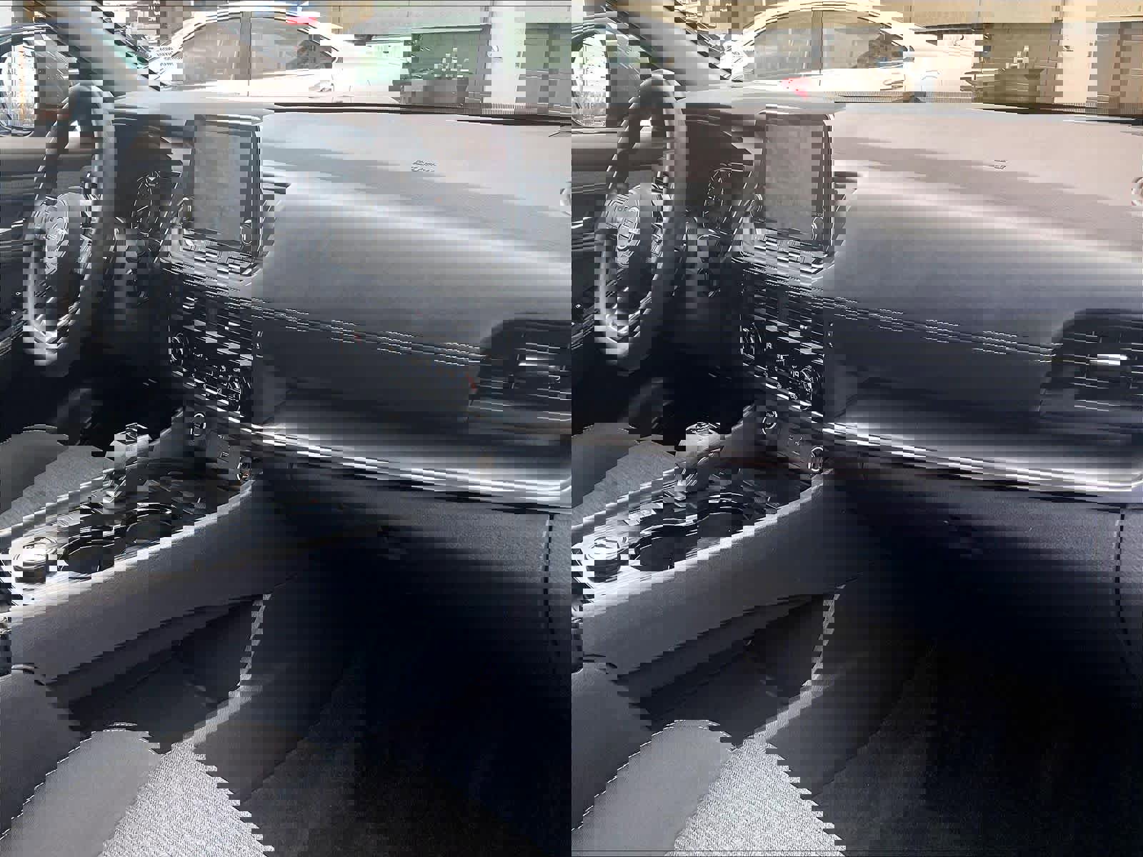 Used 2023 Nissan Rogue SV image 14