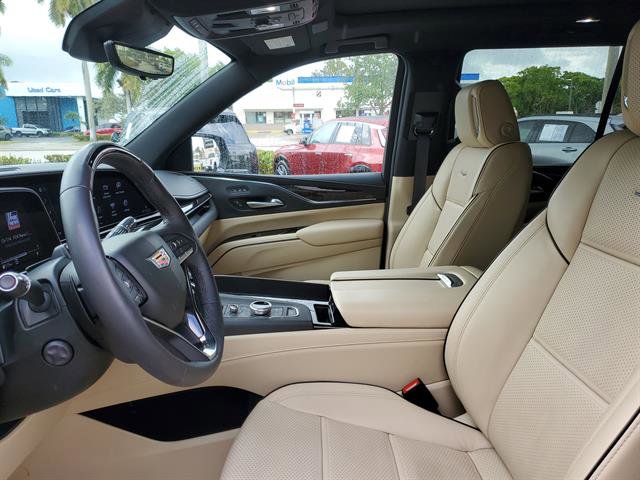 Certified 2024 Cadillac Escalade Premium Luxury AWD/4WD image 41