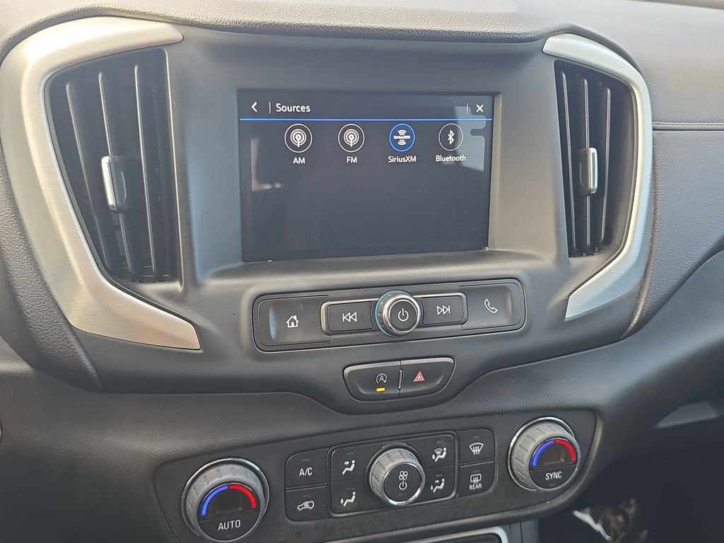 Used 2023 GMC Terrain SLE w/ Driver Convenience Package image 13