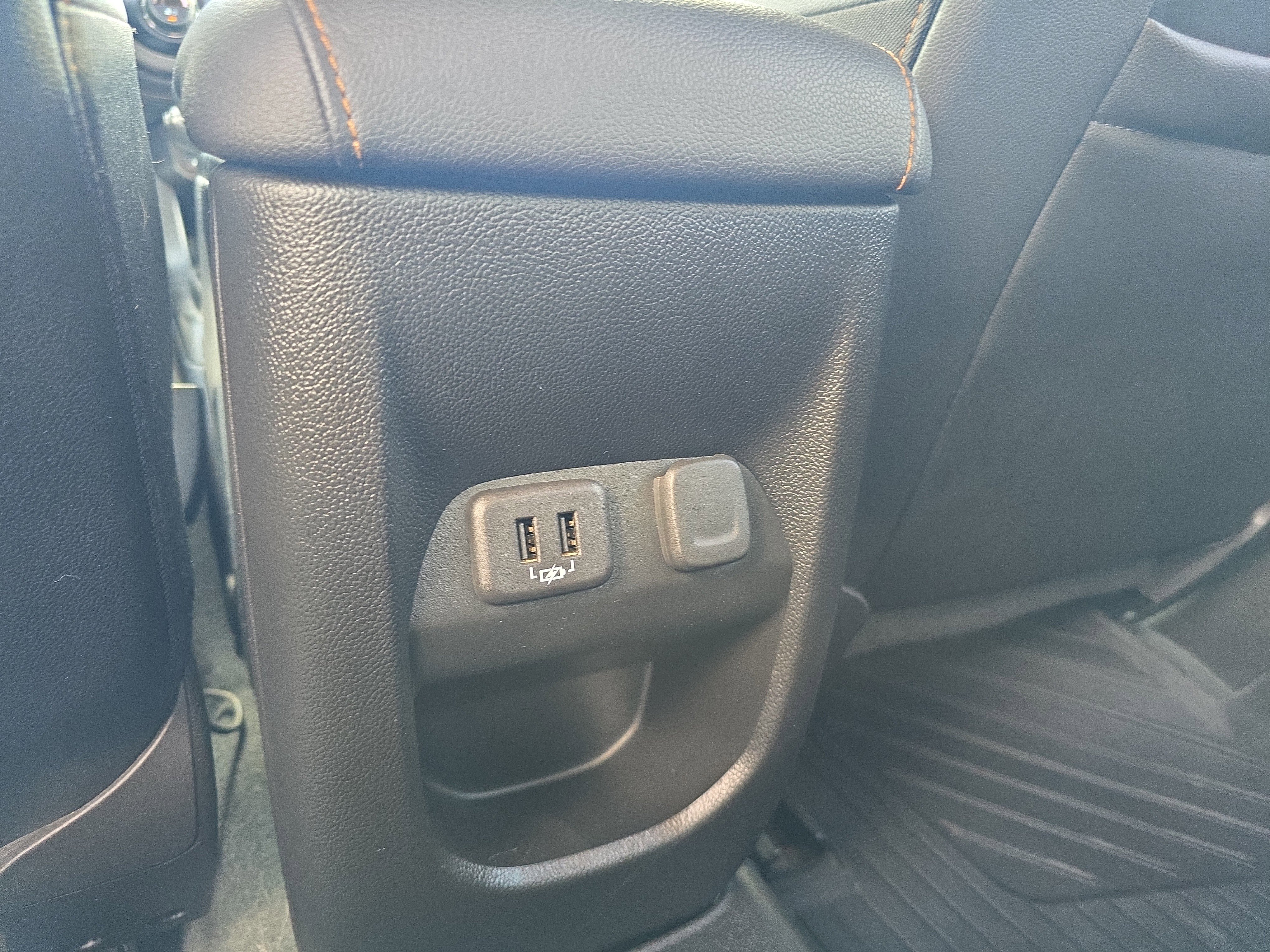 Used 2021 GMC Canyon AT4 w/ Trailering Package AWD/4WD image 16
