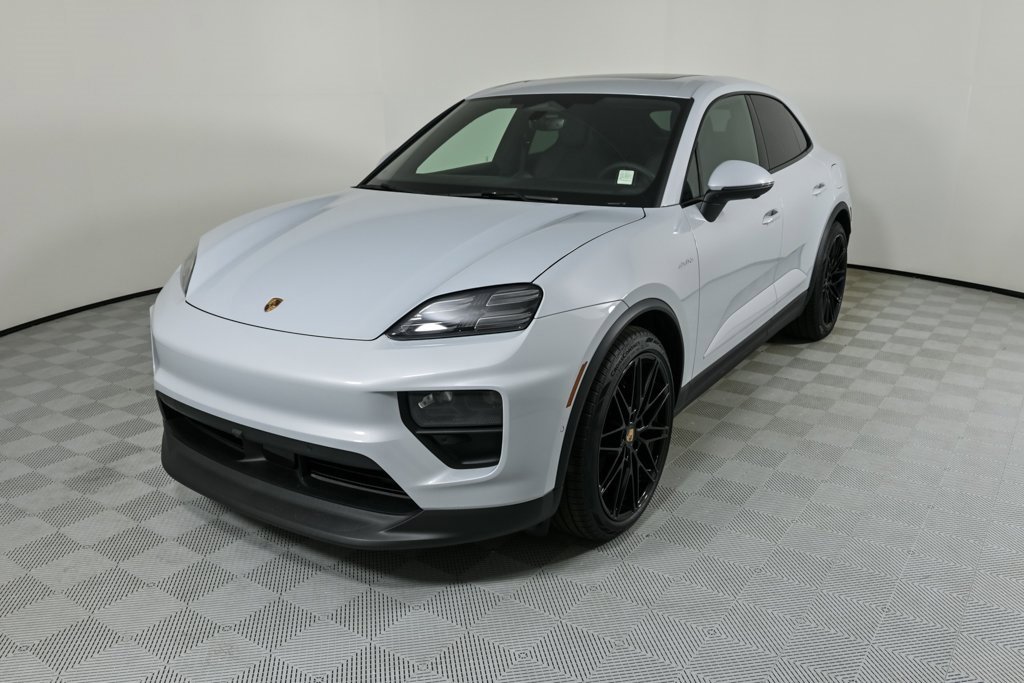 New 2025 Porsche Macan 4 Electric image 1