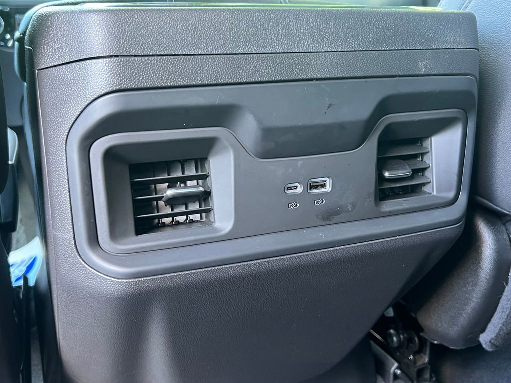 Used 2025 Chevrolet Silverado 1500 LT Trail Boss w/ LT Trail Boss Premium Package AWD/4WD image 14