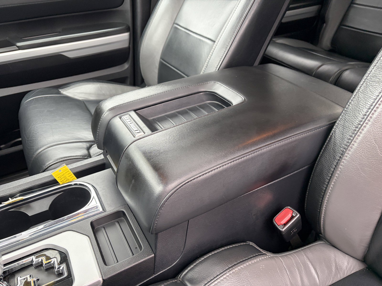 Used 2020 Toyota Tundra Limited w/ Limited Premium Package AWD/4WD image 31