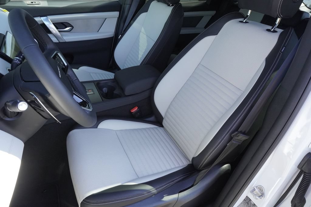 New 2026 Land Rover Discovery Sport Landmark AWD/4WD image 20