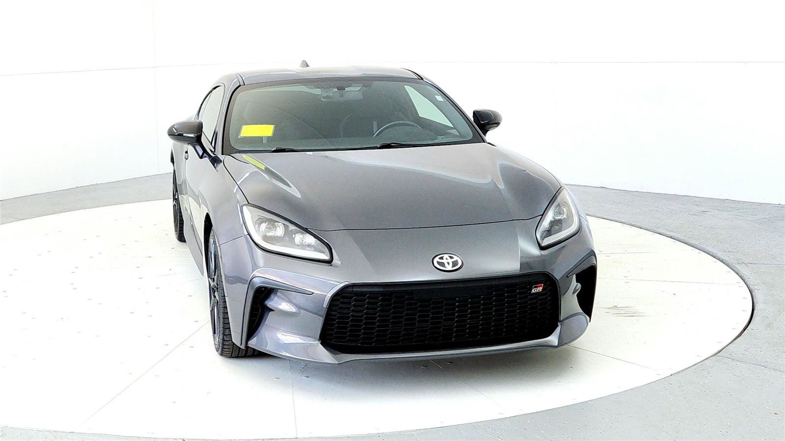 Used 2023 Toyota GR86 Premium w/ ALL Weather Mat Package (TMS) RWD image 8